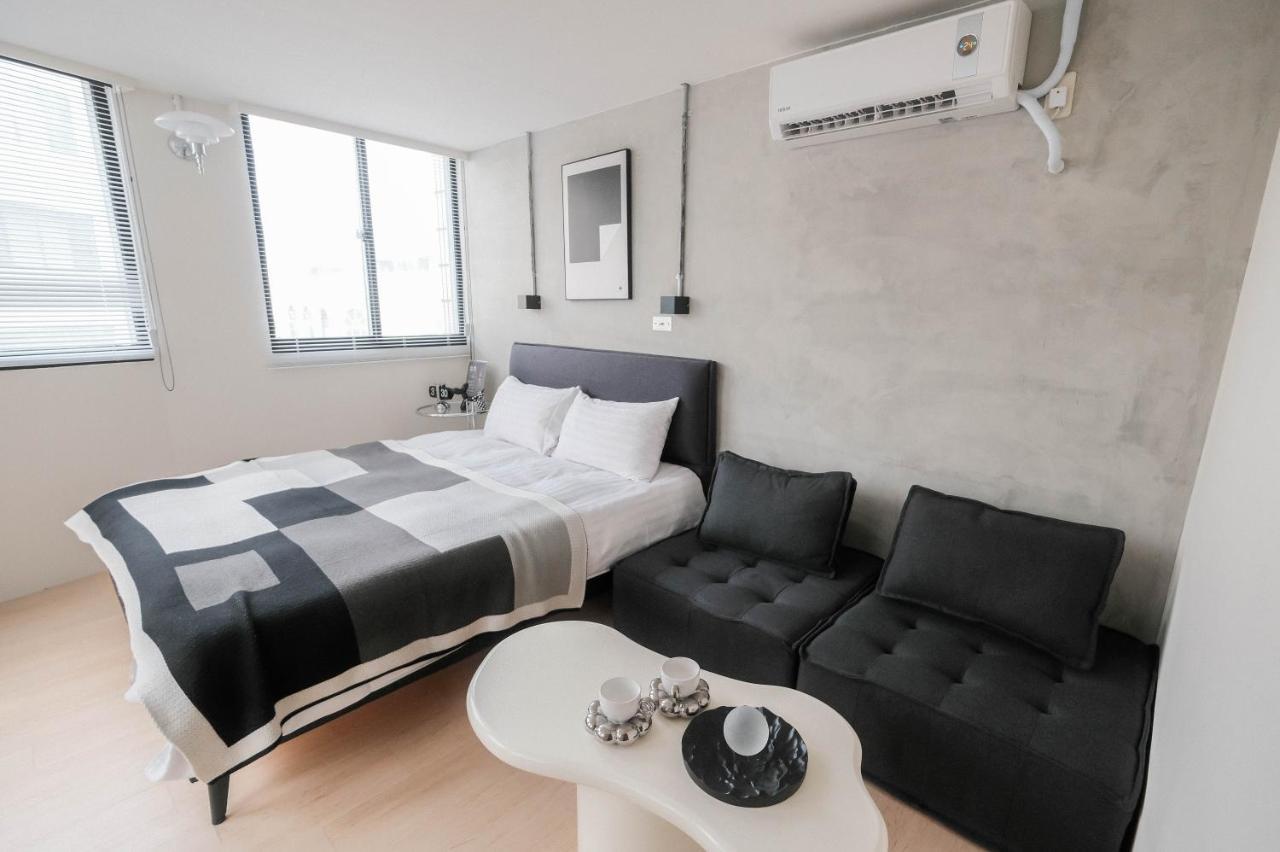 七七漫旅 Seven77 Apartman Tajnan Kültér fotó